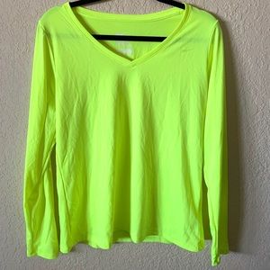 NIKE | Large Neon Yellow Dri-Fit Athletic Cut Tee